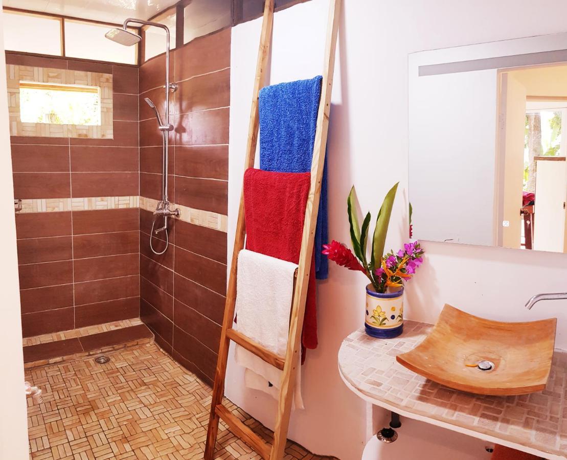 Huahine Manta Lodge Avec 4X4 Optionnel Haapu Zewnętrze zdjęcie